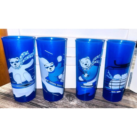 5 Tupperware Blue Tumbler Glasses 16 oz (5107L) Cups Polar Bear Holiday Rare - Picture 1 of 2